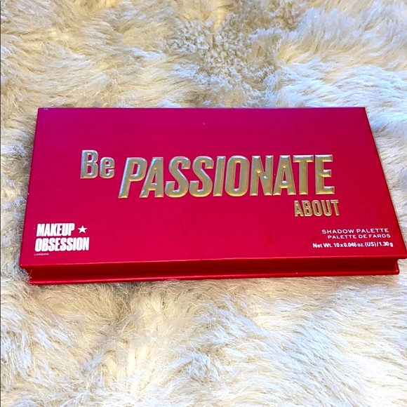 Makeup Obsession: Eyeshadow Palette - Picture 1 of 2